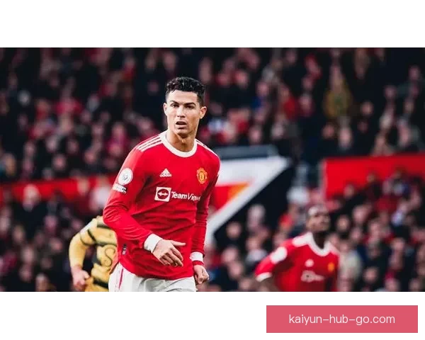 拉明怒斥裁判决定 杰拉德·马丁解围未被罚红引发激烈争议